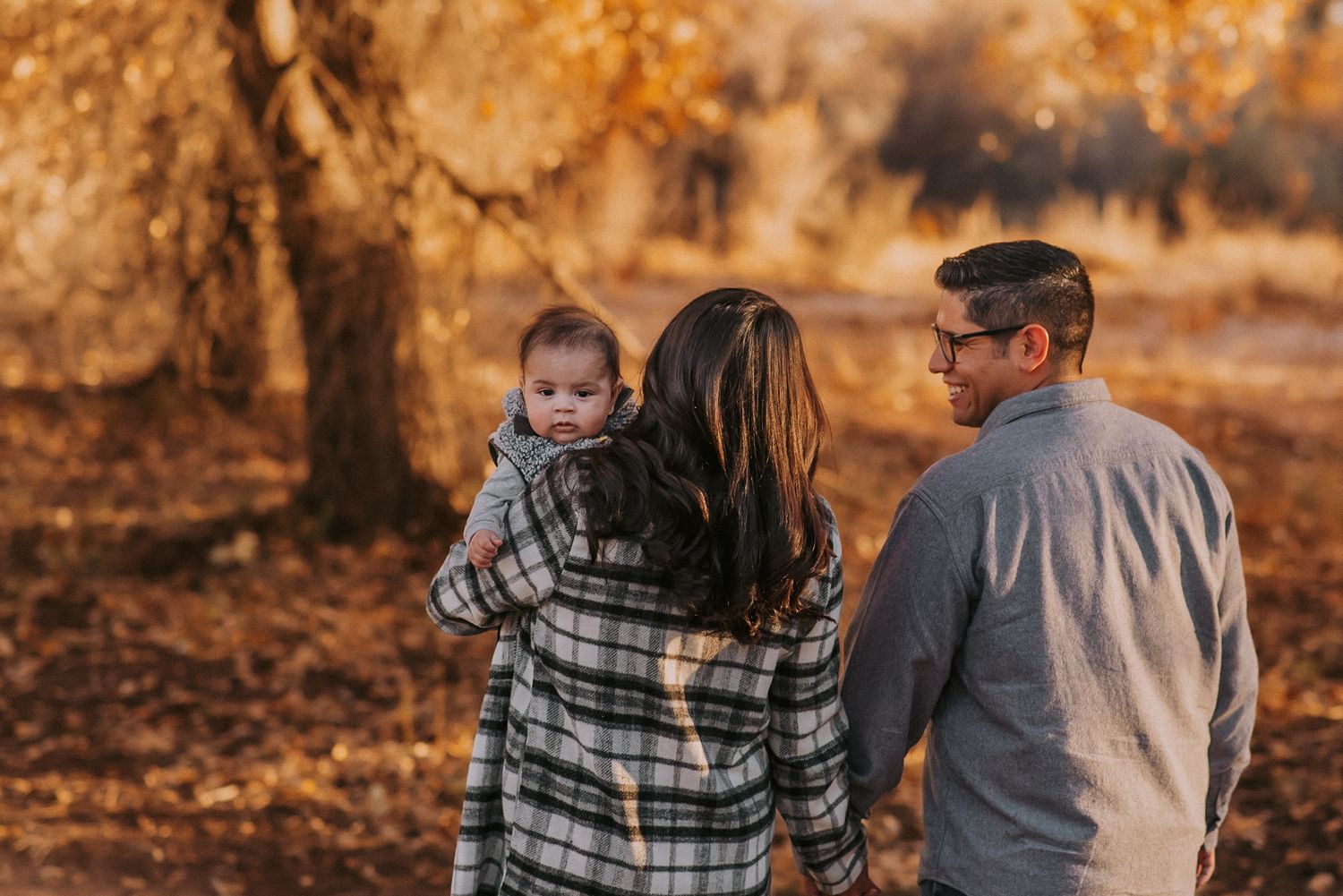 How to plan an elopement albuquerque. Couples photography New Mexico. Best wedding photographer in abq for lgbtq couples. ABQ engagement pic