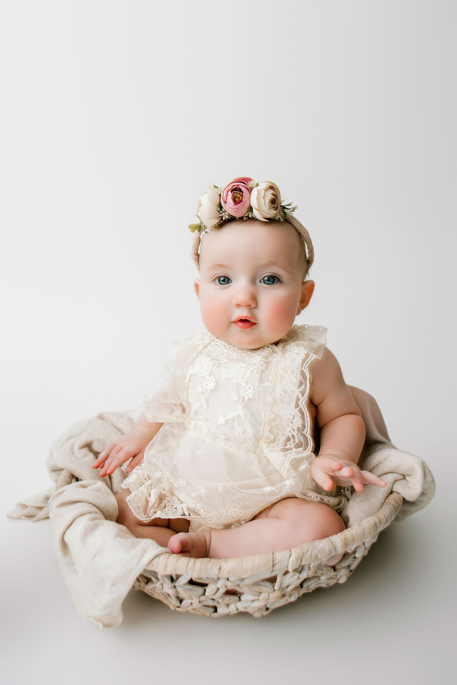 Houston baby photographer in studio