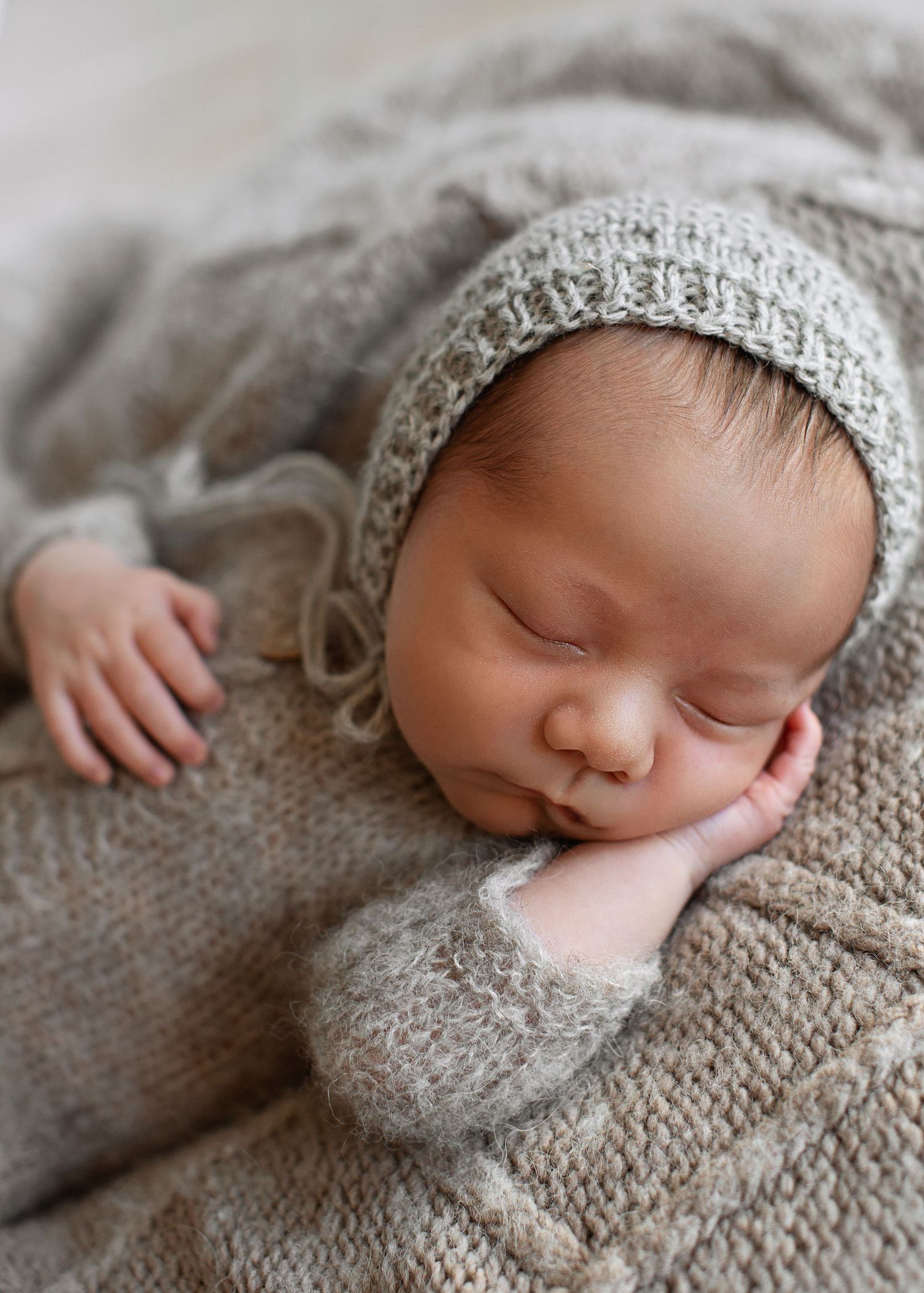 Houston baby photographer in studio