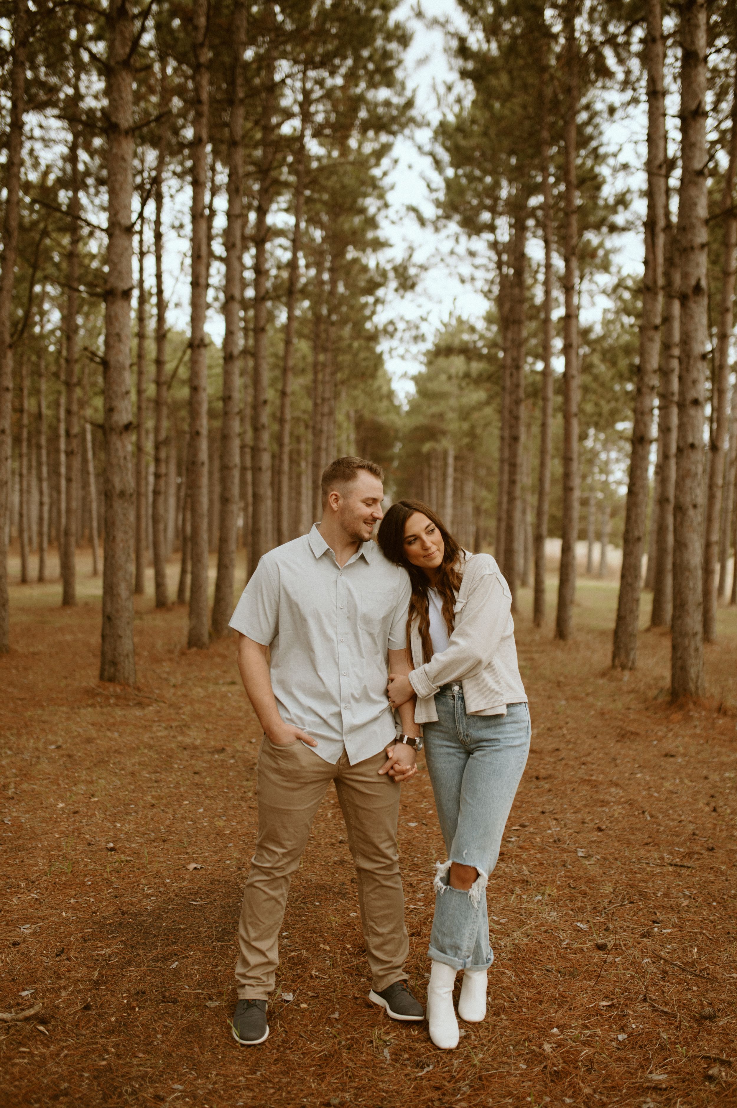 Minnesota Wedding Photographer, Romantic and Authentic Minnesota Photography, Minnesota Couple Photos | Rachel Marie Photography
