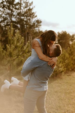 Minnesota Wedding Photographer, Romantic and Authentic Minnesota Photography, Minnesota Couple Photos | Rachel Marie Photography
