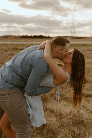 Minnesota Wedding Photographer, Romantic and Authentic Minnesota Photography, Minnesota Couple Photos | Rachel Marie Photography