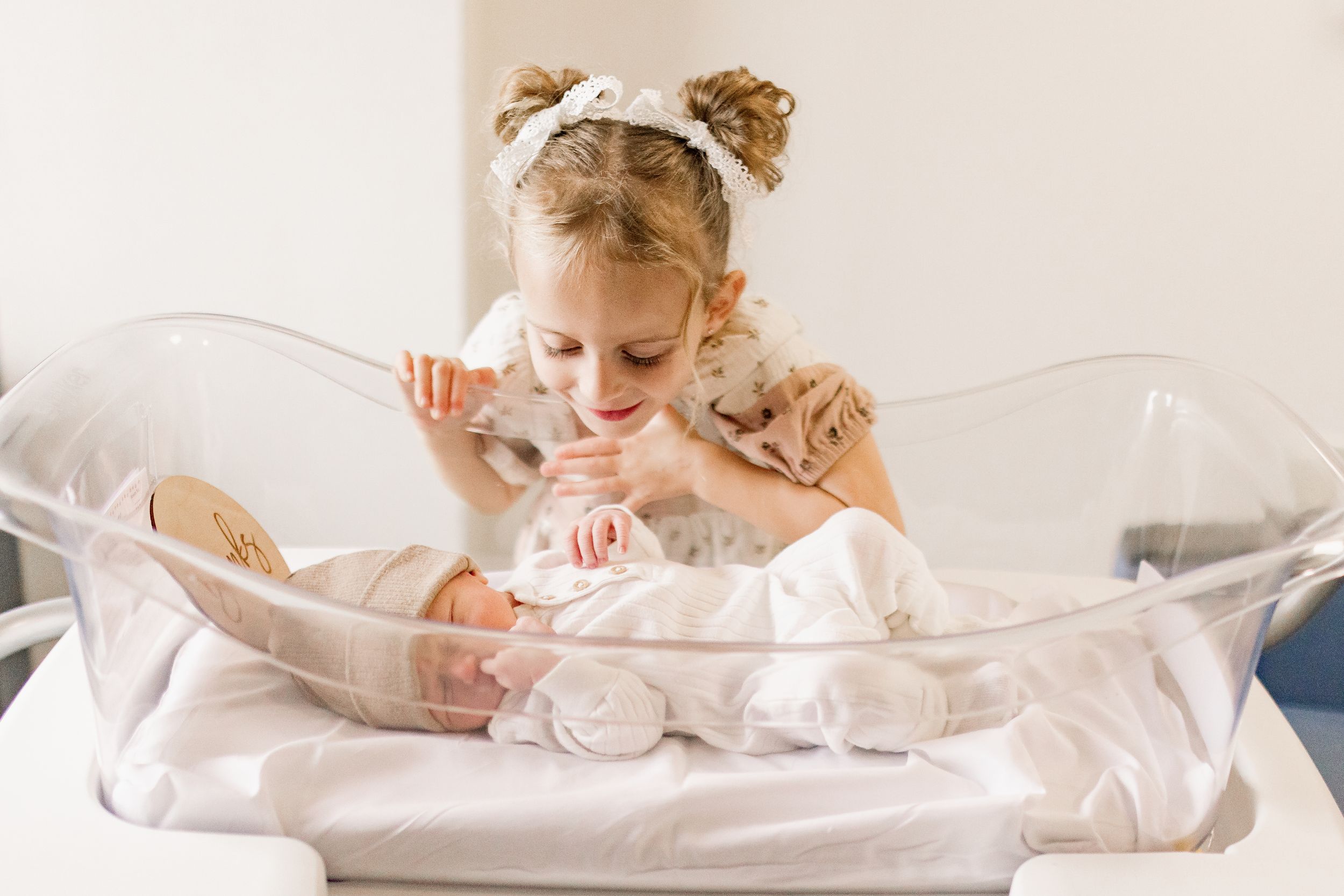 Fresh 48 Hospital Newborn Photographer in Marion Indiana
