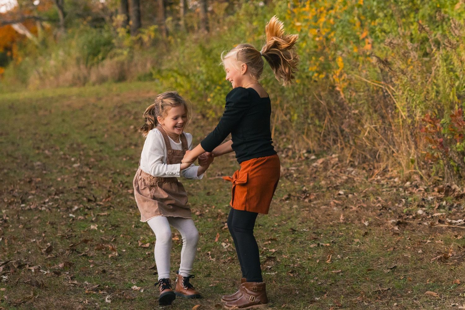 fall autumn mini sessions short photoshoots discounted price badger prairie county park verona madison wisconsin little dragan photography