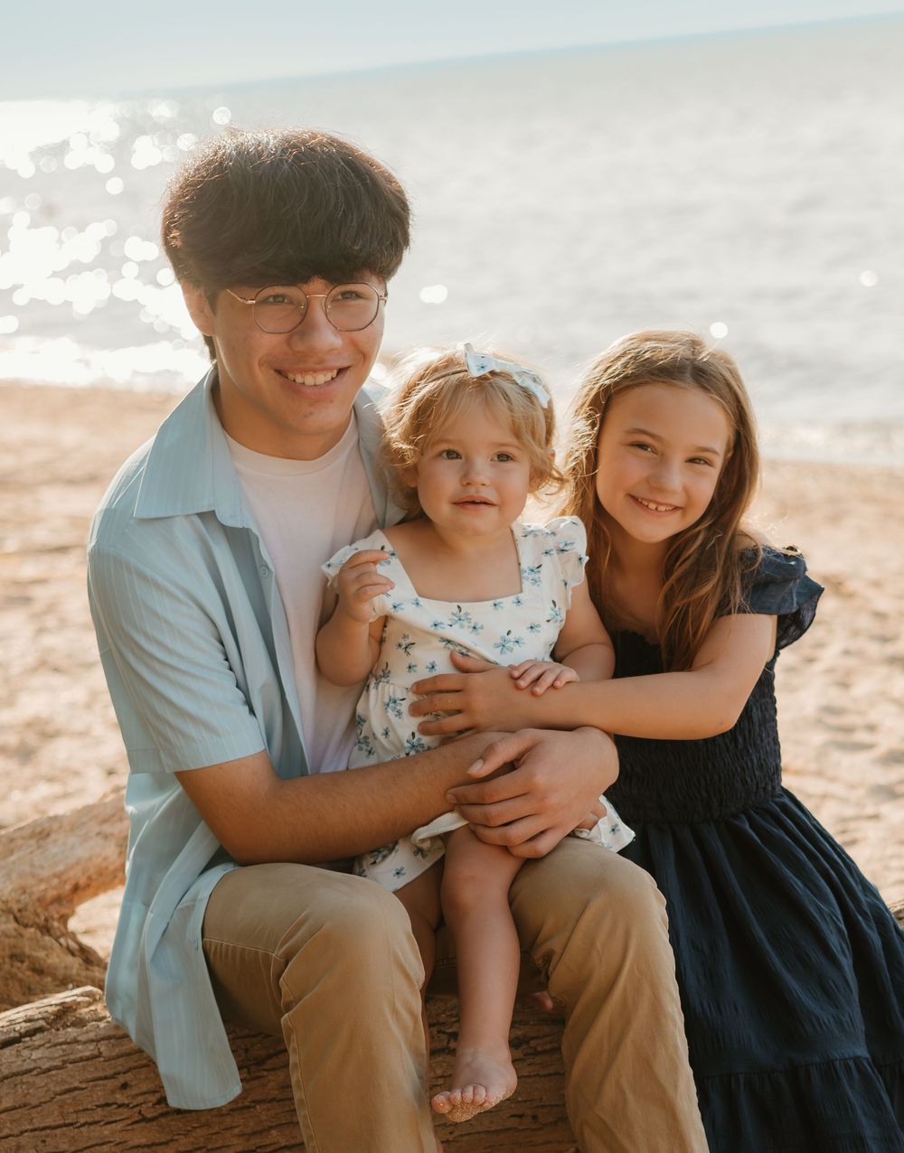 sibling beach photos
