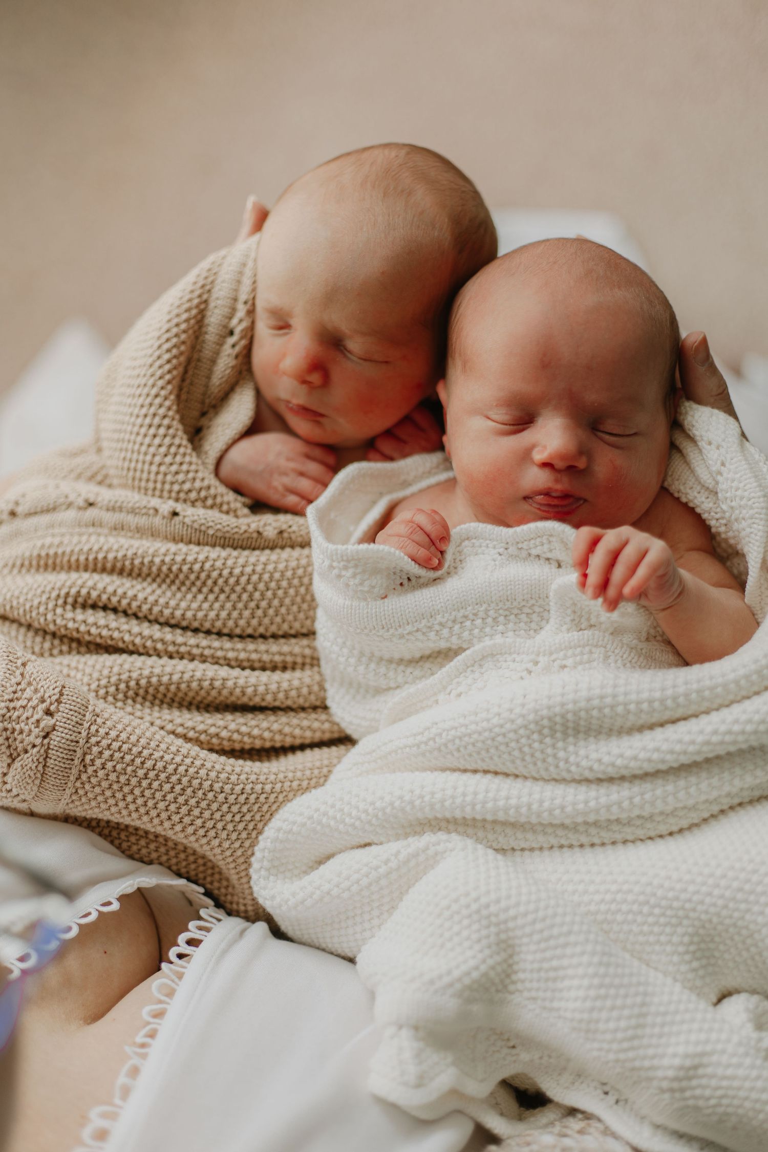 Twin newborn photography in Kent