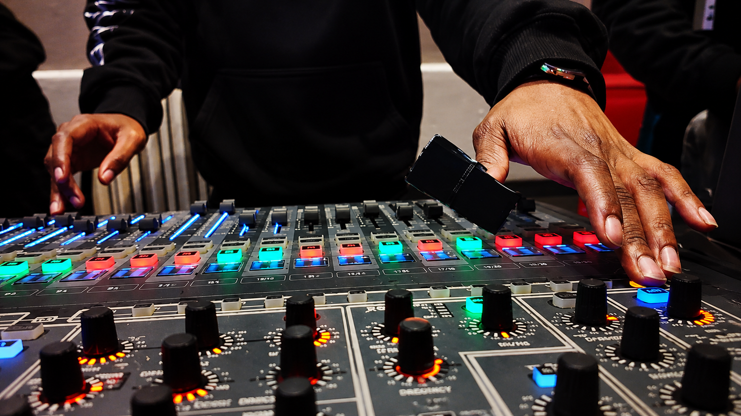 JPB Media Productions provides professional corporate photography, videography, AV solutions and livestreaming across South Africa.