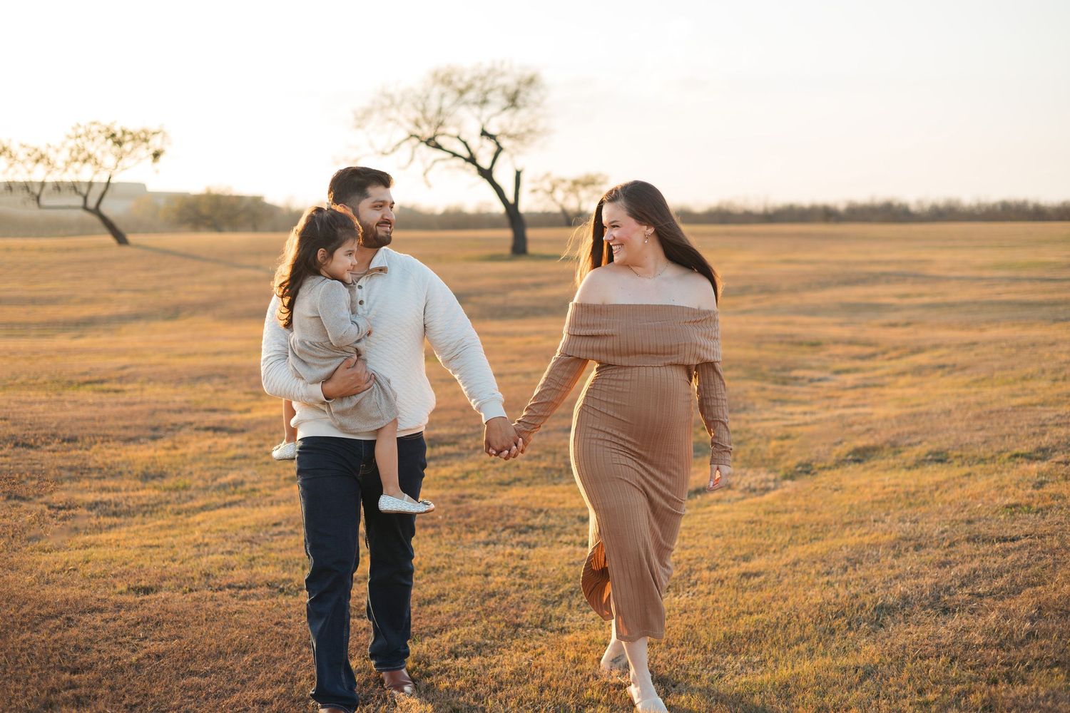 Family Photography Ennis TX, Ellis County. Waxahachie, Midlothian, Corsicana, Waco. Navarro County. Newborn Maternity, Seniors, Weddings