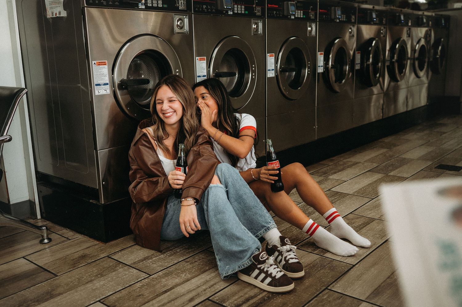 orlando girls in a laundromat