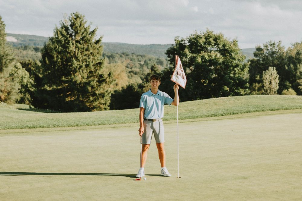 blairsville pa photographer, indiana pa photographer, class of 2027 senior portraits, senior, chestnut ridge gold course