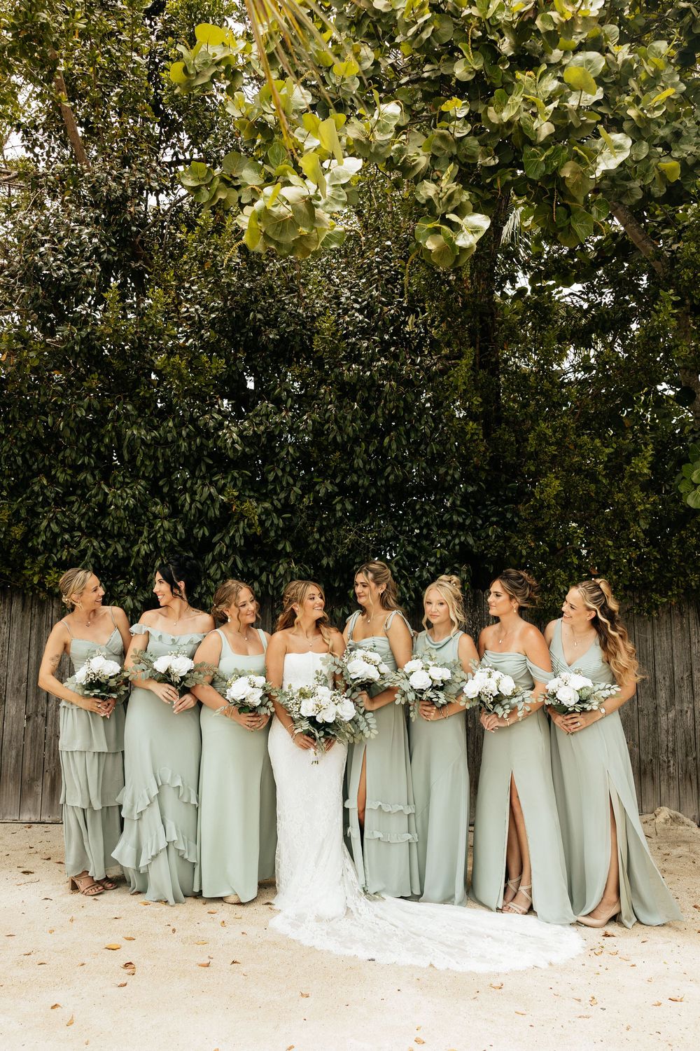 Dolphin Point Villas Wedding in Key Largo, Florida. South Florida Wedding Photographer, Coastal Key Largo Wedding - Lindsay McDow Photo