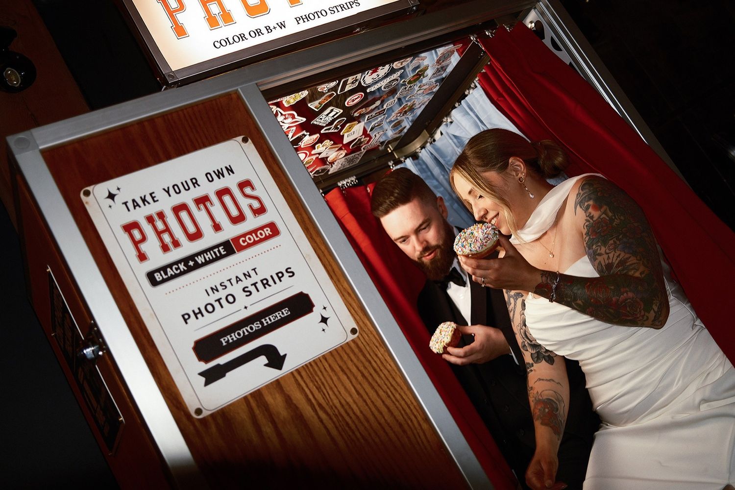 Calgary wedding photo booth strips