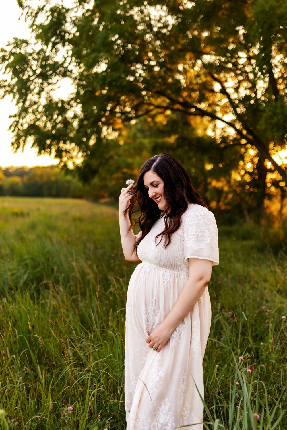Outdoor Maternity Family Photoshoot in Marion Indiana