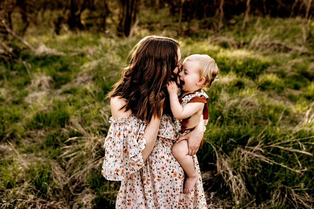 Family Photographer Marion Indiana storytelling session