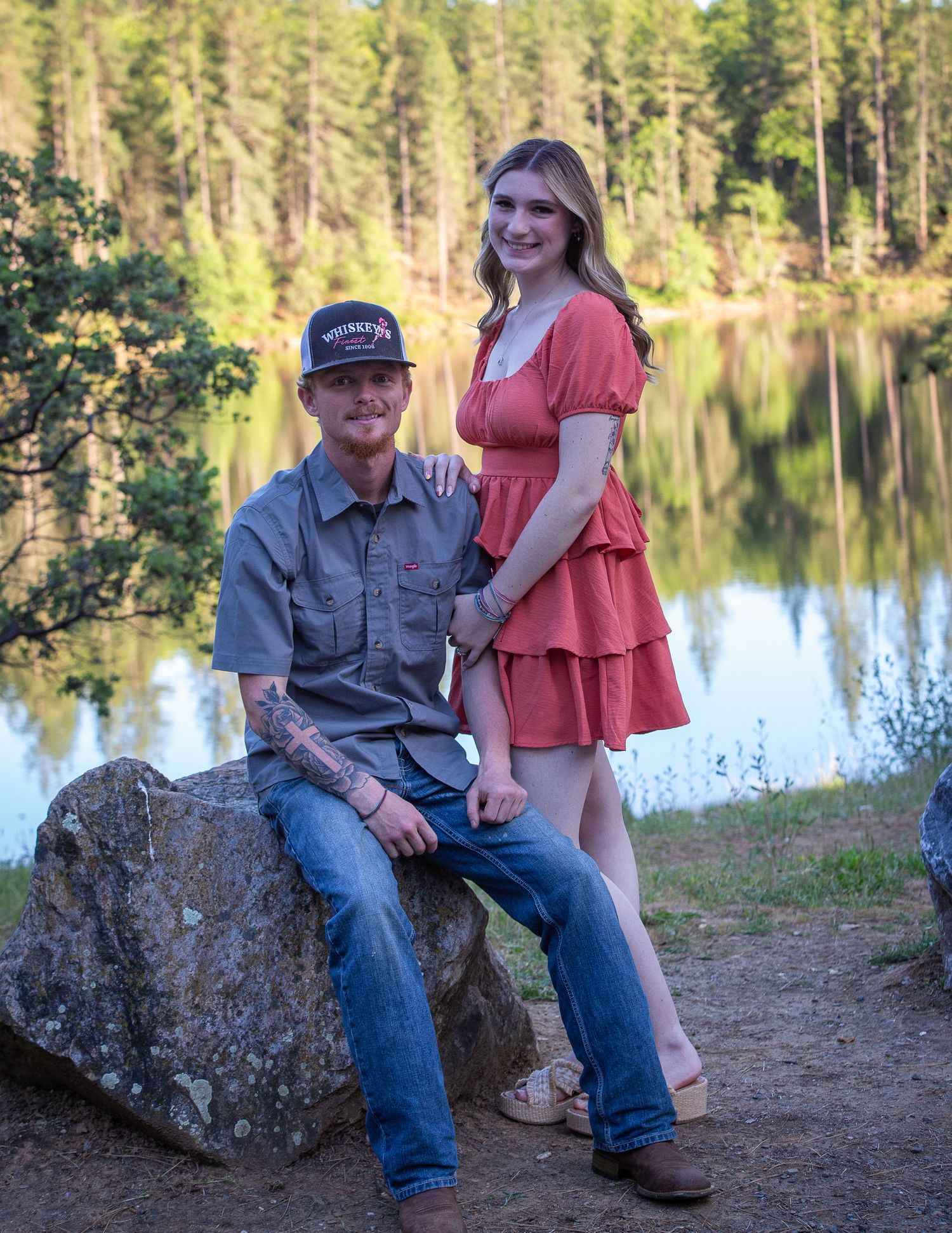 Amador County Photographer, Lake Tabeaud, Pine Grove CA, country photos, anniversary photos, couples photos, engagement photos