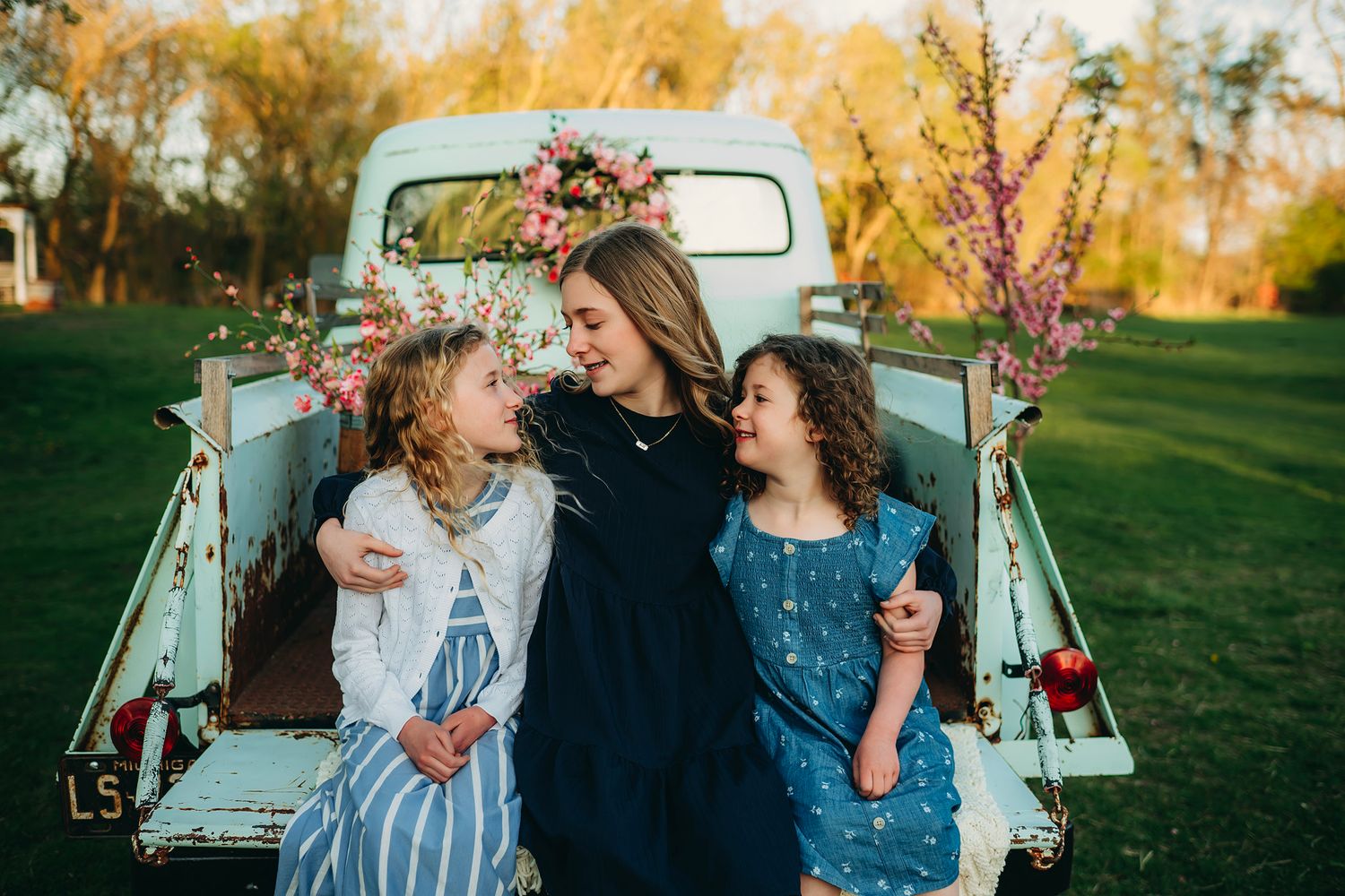 Swartz Creek Family Photographer, Michigan Family Photographer, Hartland Family Photographer, Sharp Farm, Sharp Farm Photographer