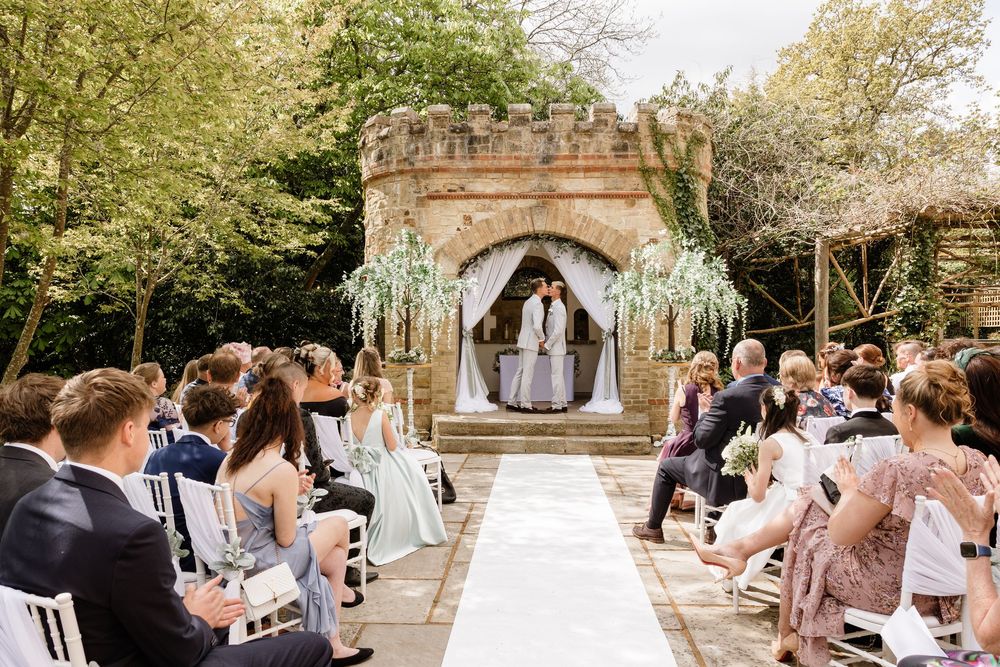 The Ravenswood wedding ceremony