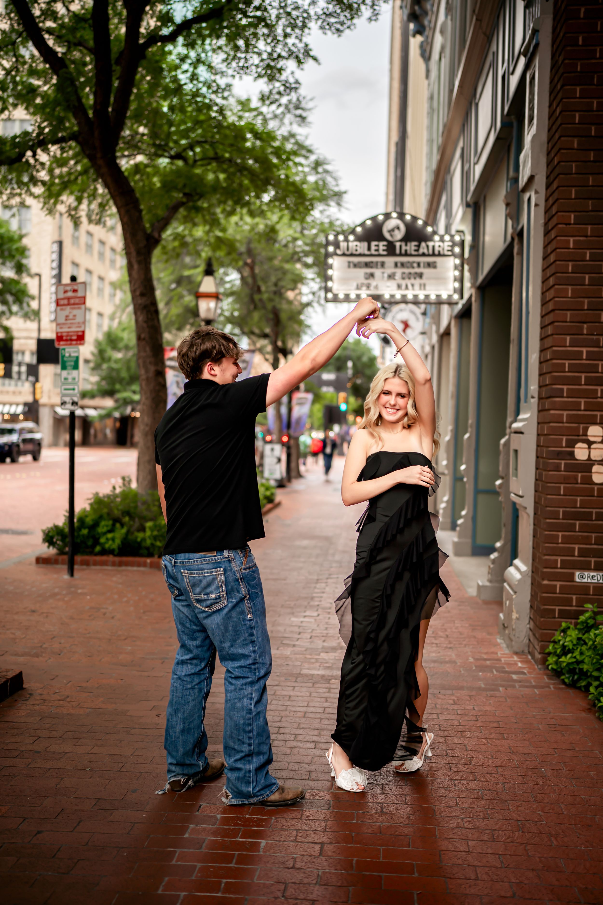 Photographers guide to shooting in Sundance Square, Downtown Fort Worth Texas
