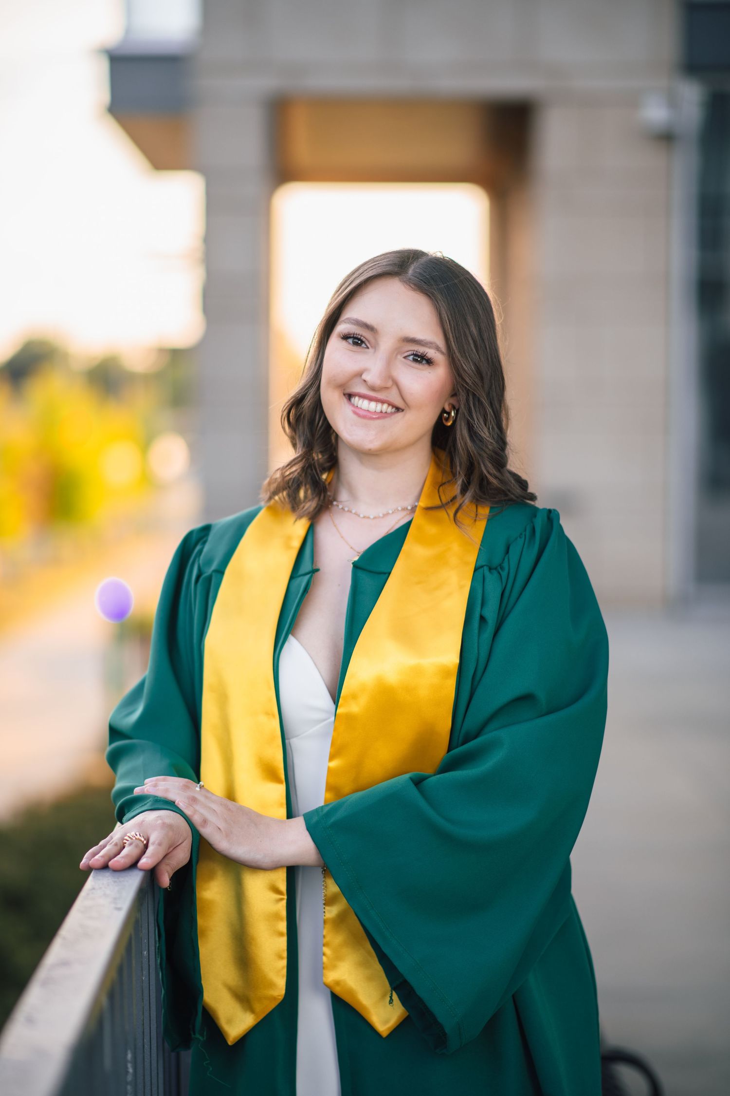 Huntsville Alabama senior portrait photographer, natural light senior portrait photographer, pose ideas for senior portraits.