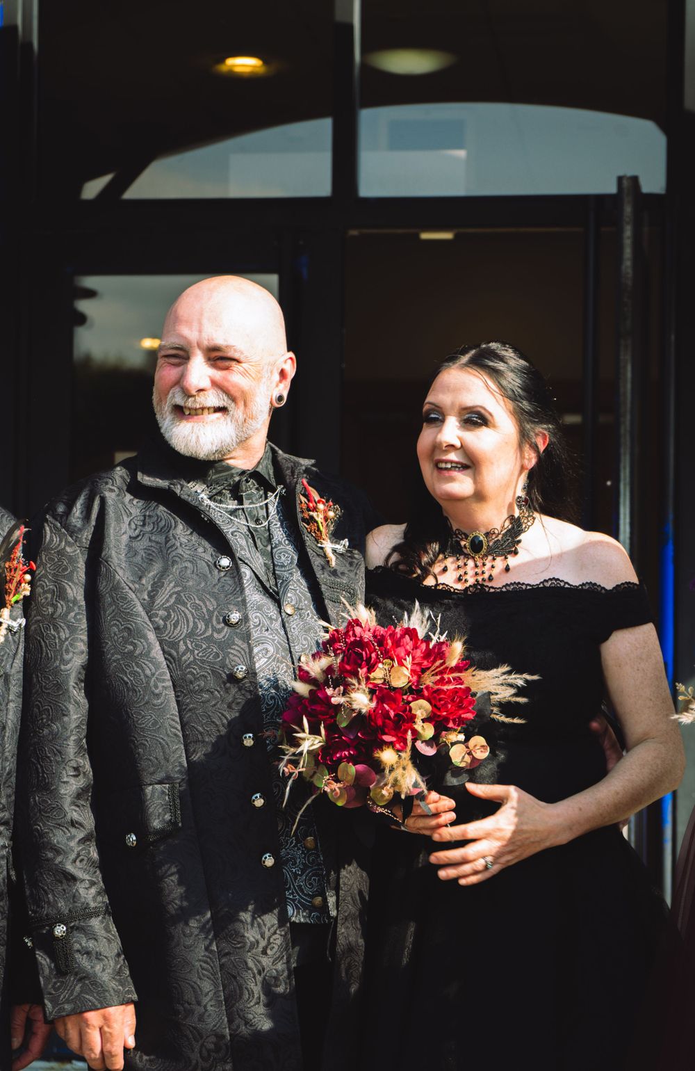gothic wedding photography, alternative wedding locations, pub wedding, rock n roll wedding, gothic wedding outfits, black wedding dress