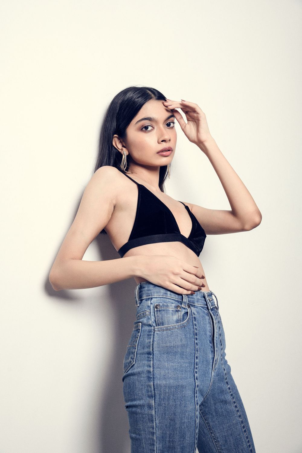 Model posing