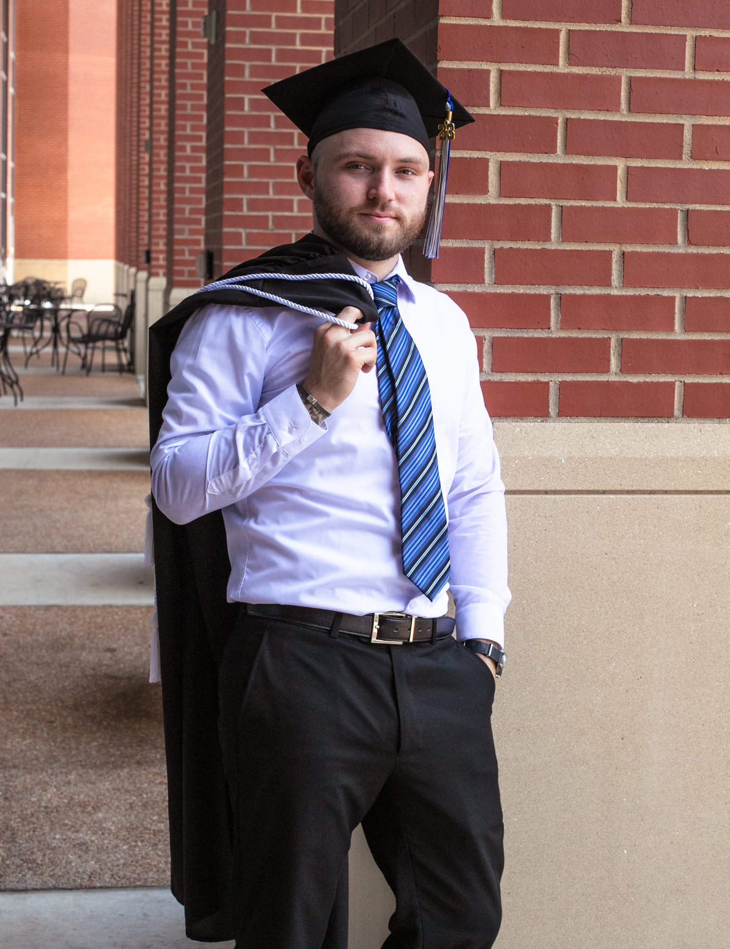 Memphis senior portraits, designed to celebrate confidence, success, and the next chapter.