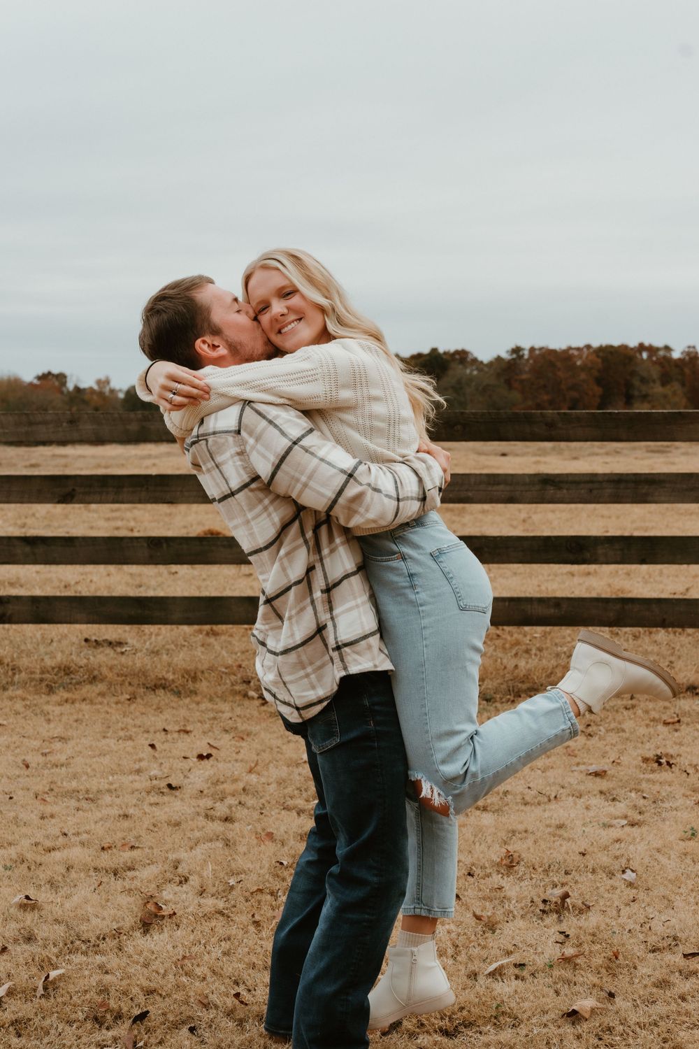 Couples Photographer in metro Atlanta, GA | Amanda Mainor Photography