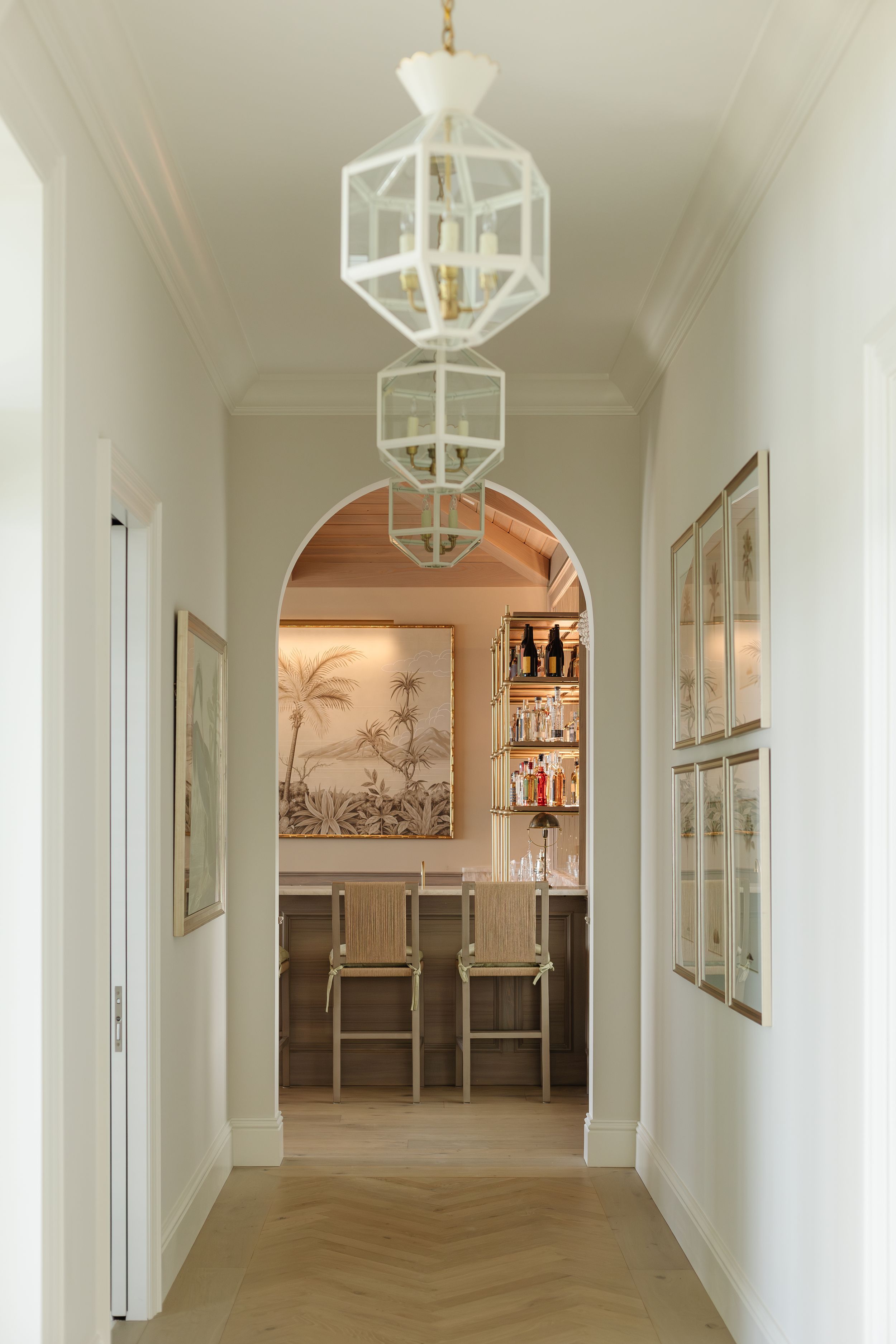 Tara Correa's photography focuses on capturing the architectural interiors of commercial and residential spaces.