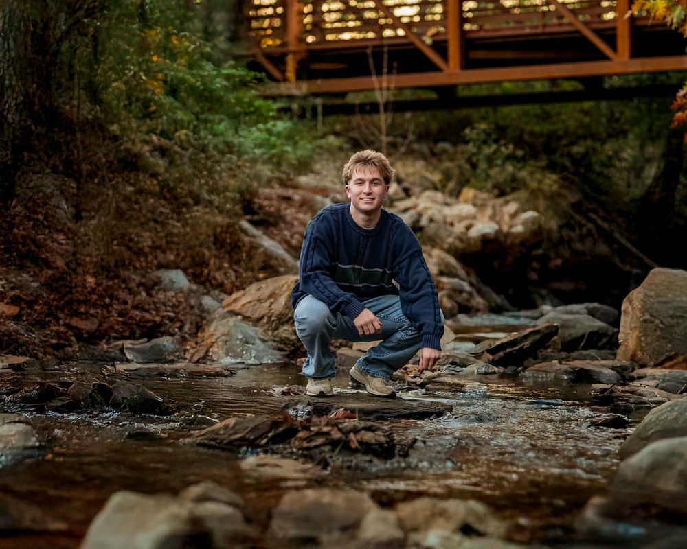 Kansas City senior portrait session setting by Jen Welker Photographer