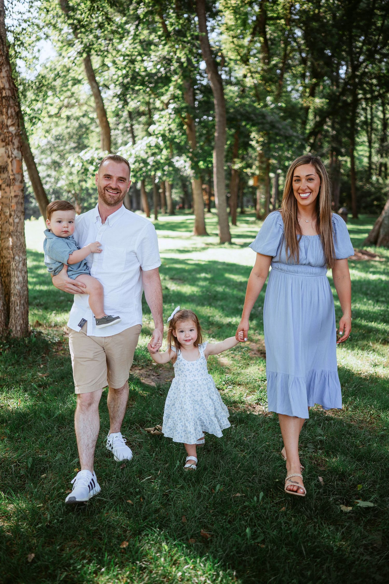 Staunton Virginia photographer. Harrisonburg Virginia photographer. Virginia family photographer.
