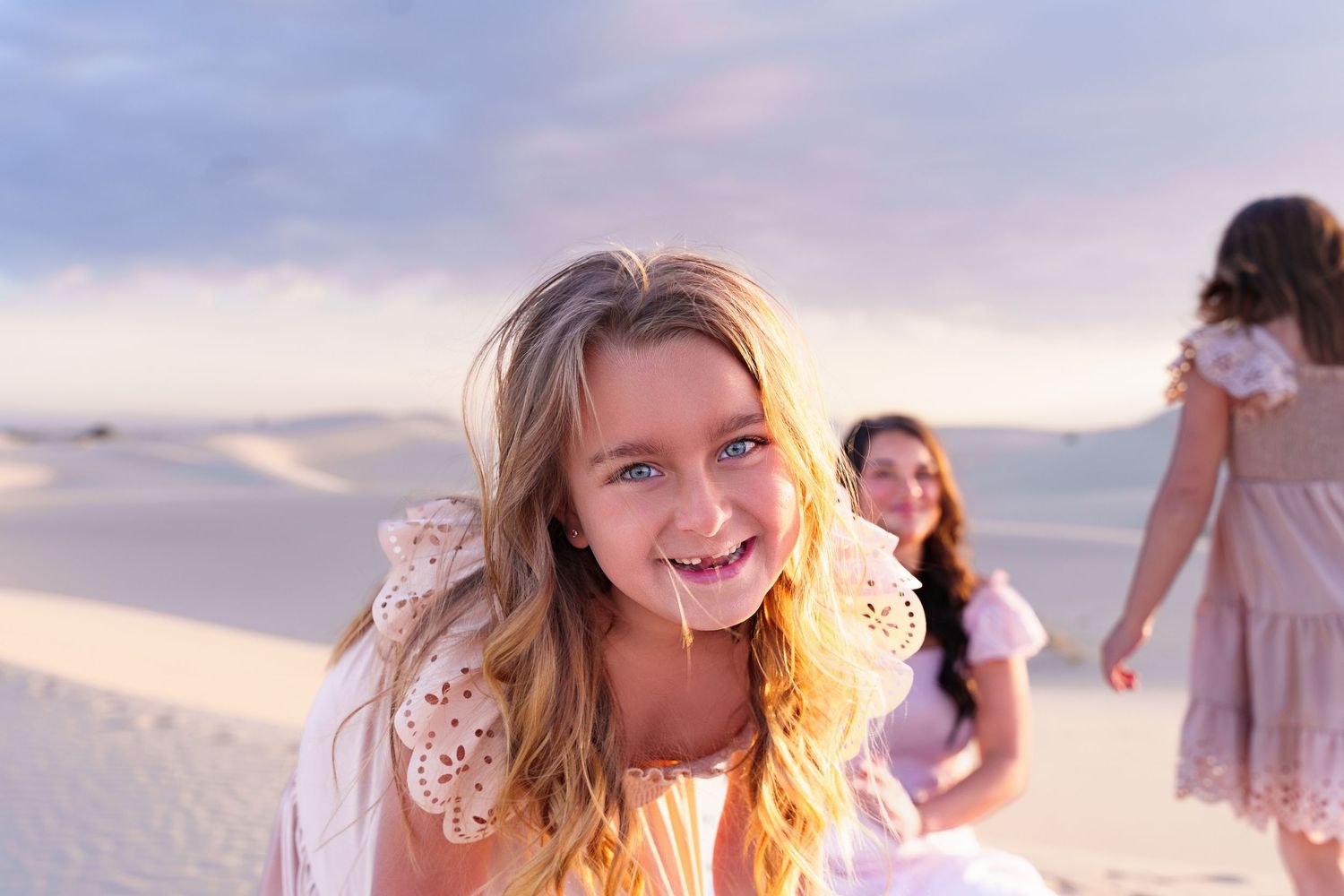 midland tx photographer photographers midland tx monahans sandhills family session family session monahans sunrise session family photoshoot