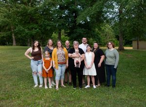 York pa family photographer, brookside park dover Pa, photoshoot for family