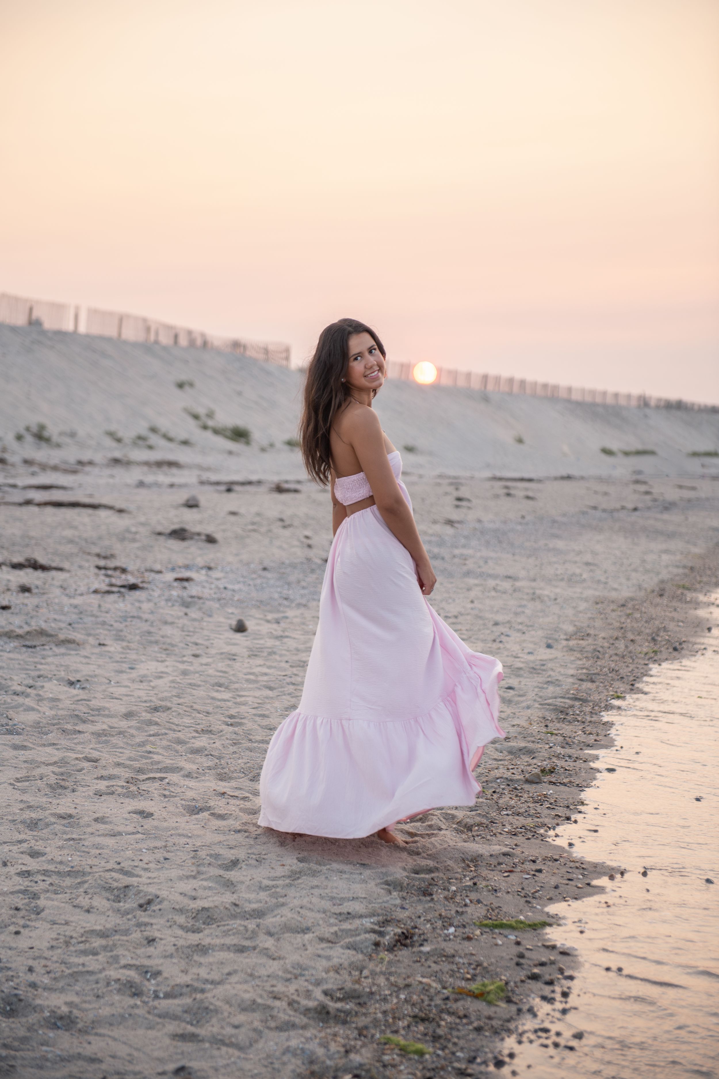 sunset senior photos at sandwich boardwalk in cape cod Massachusetts, coastal Maine senior photos, acadia senior photos, beach senior photos