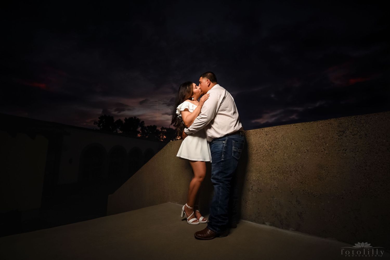 Dallas Wedding Photographers Dallas Fort Worth Wedding Photo locations fotolilly photography DFW's BEST wedding photographers save the dates