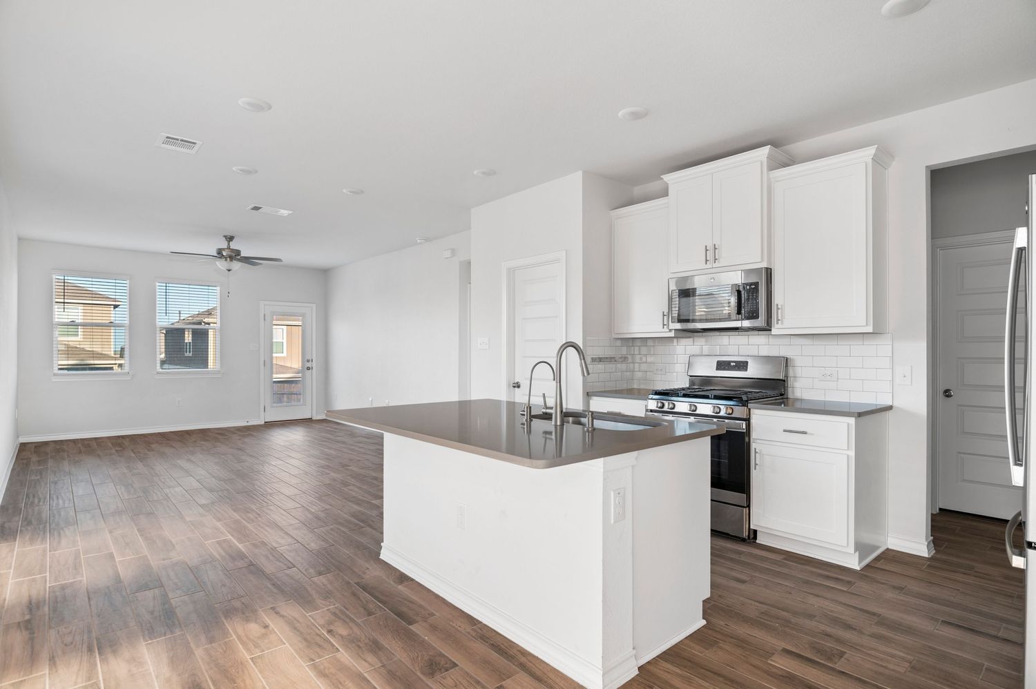 179 Leatherleaf Dr, Buda, TX