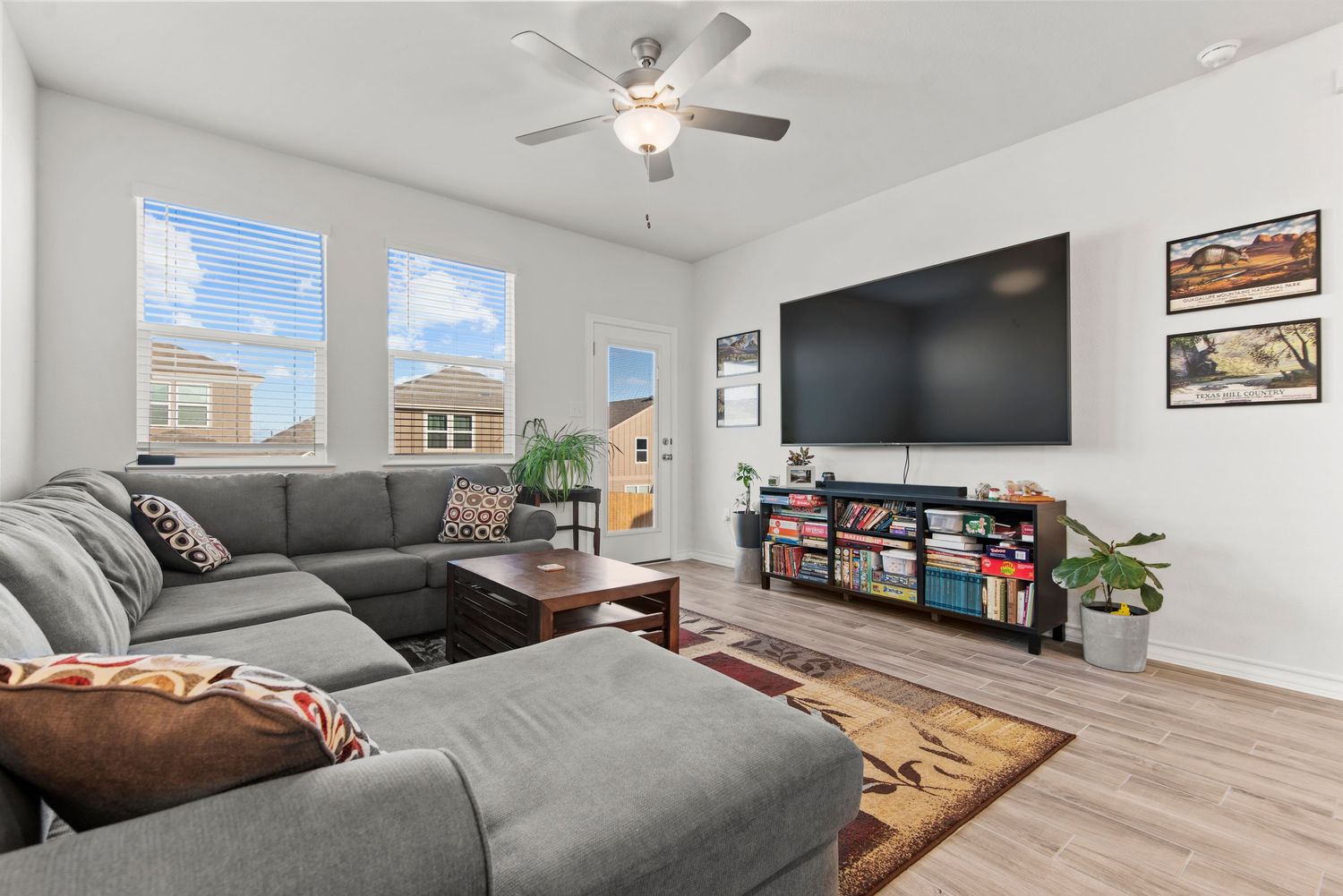 Living Room photo of a real estate listing in Buda, TX.
