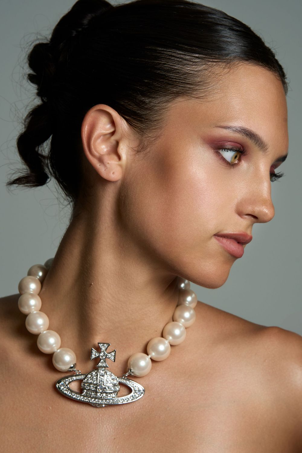 Clean Bridal Shoot with only 1 flash