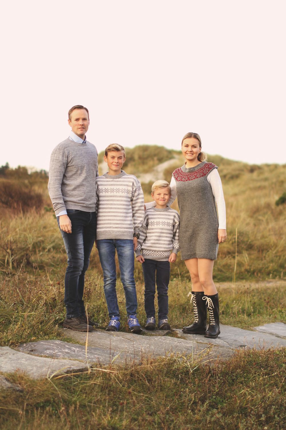familie på sola strand