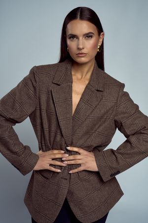 model Lizzy van Rijnsberk, photo Jeroen Nieuwstad, muah Shannon Gallore