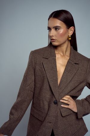 model Lizzy van Rijnsberk, photo Jeroen Nieuwstad, muah Shannon Gallore
