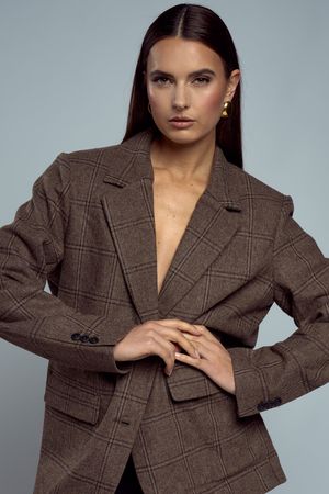 model Lizzy van Rijnsberk, photo Jeroen Nieuwstad, muah Shannon Gallore
