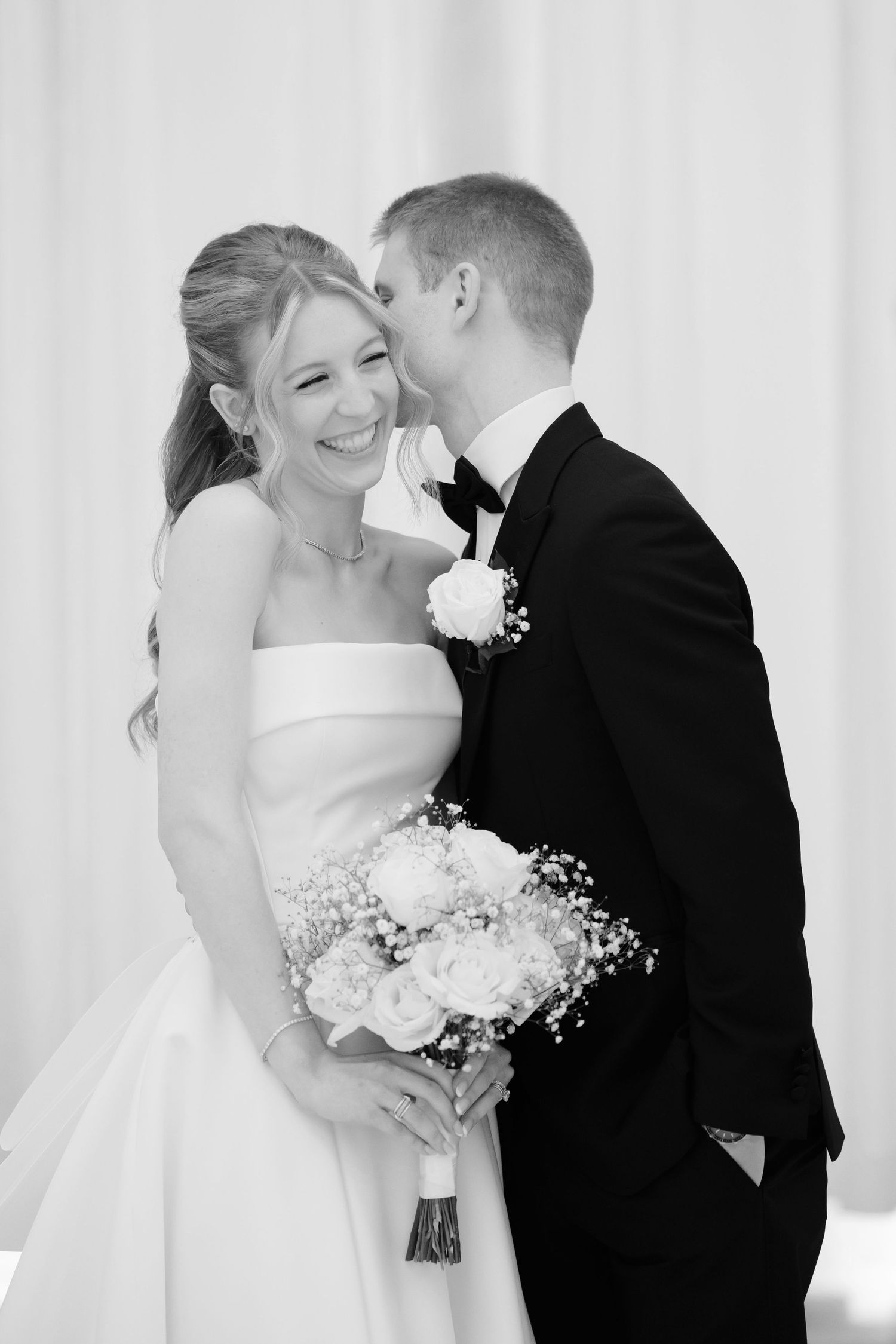 Bride and groom at BallenIsles Country Club in Palm Beach, Florida during a wedding photographed by Tom Forrest of Ohio.