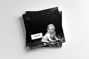 Smuk mindebog fotobog lavet af Fotograf J Søndberg i Hammel, som også fotograferer i Århus.