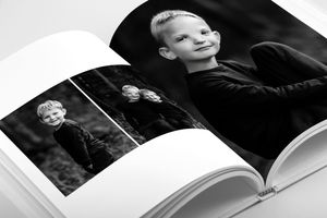 Fineste fotobøger hos fotografen i Hammel. Minder for Livet. Fotograf Familiefotograf.