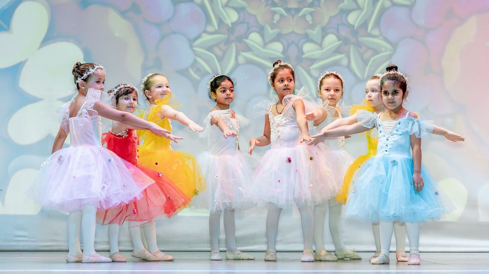 ehind-the-scenes from a kids ballet shoot in Dubai by Portraitae