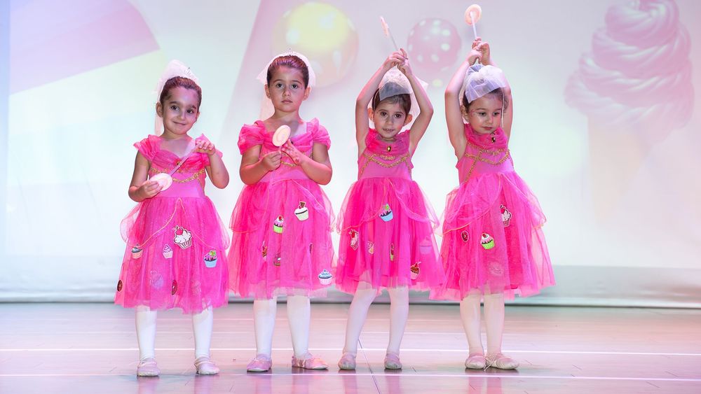 Dubai kids ballet photoshoot by Portraitae capturing artistic dance moments