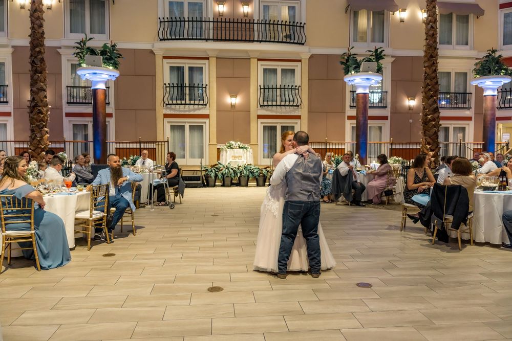 wedding, photographer, wedding photographer, professional photographer, wedding planner, videographer, wedding planning, PA wedding vendor