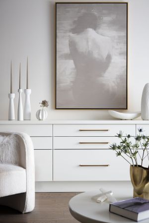Interior Design Photography of a residential project in Niagara, Ontario, Canada. Architectural photography Bruno Belli. Bedroom.