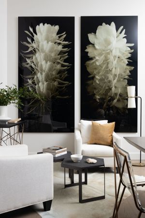 Interior Design Photography of a residential project in Niagara, Ontario, Canada. Architectural photography Bruno Belli. Dining room.