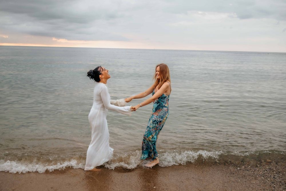 Natural posing couple photos beach